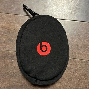 Beats by Dr. Dre softshell case